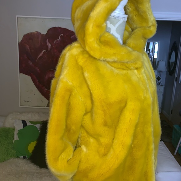 Beautiful ! Brand new! Zara woman XS (oversized) - Picture 3 of 7